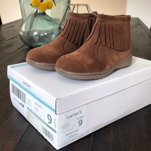 NWT Carter’s booties
